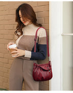 Iris - Klassische Herbst Handtasche aus weichem Leder für Frauen