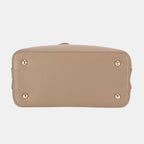 Stylischer Lederrucksack für Frauen mit verstellbaren Riemen