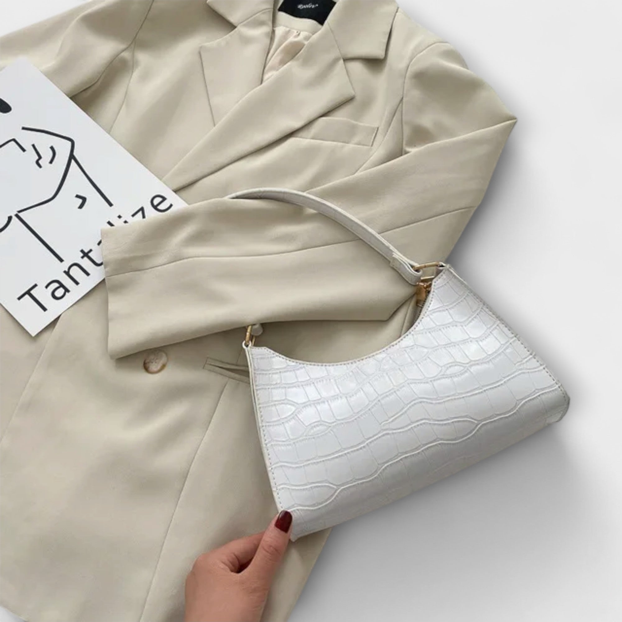 Lora - Glänzende Tasche