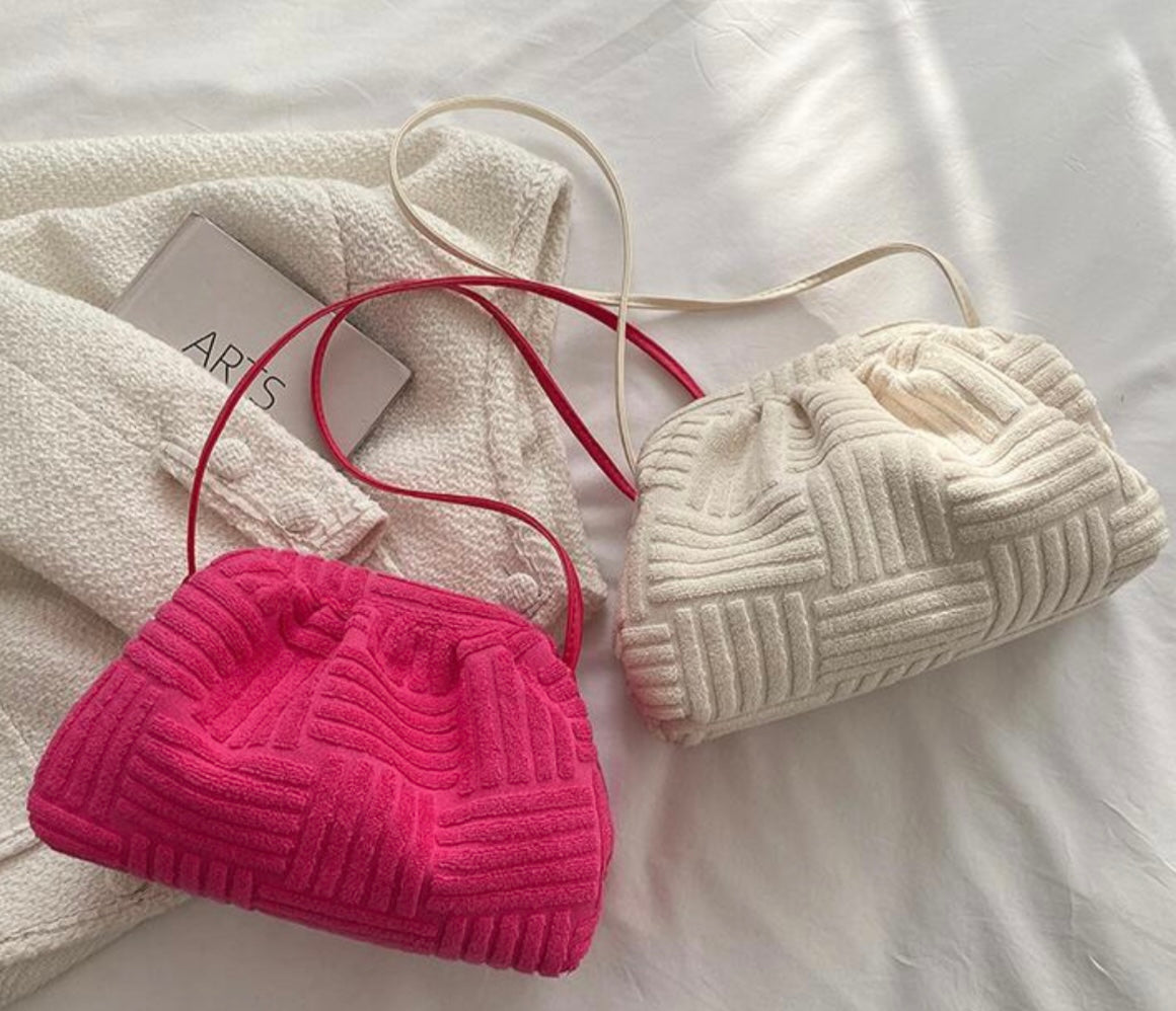 Sabrina - Elegante und funktionelle Handtuchtasche für Frauen