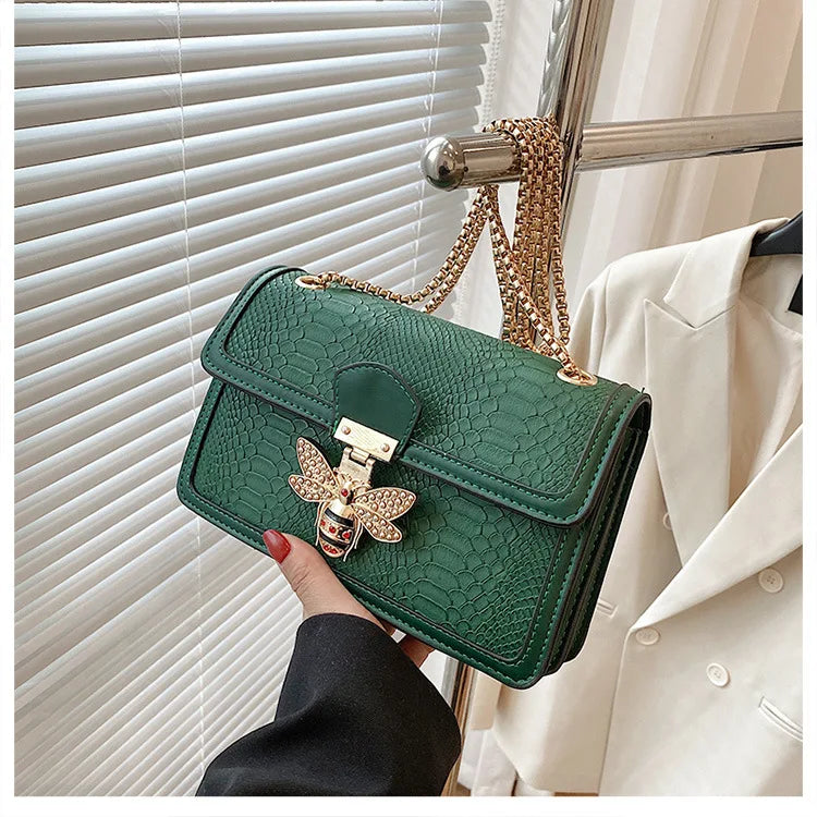 Luxuriöse Crooobody Handtasche. Bienenverschluss Tote Lässig Klappe. Krokodilprint Handtasche