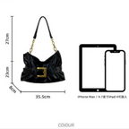 Luxuriöse Damenhandtasche aus weichem Leder. Krokodilmuster Faltentasche