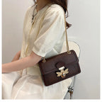 Luxuriöse Crooobody Handtasche. Bienenverschluss Tote Lässig Klappe. Krokodilprint Handtasche